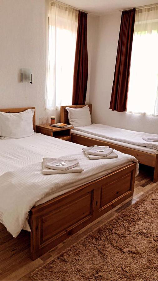 Guesthouse White Margarit Melnik  Buitenkant foto